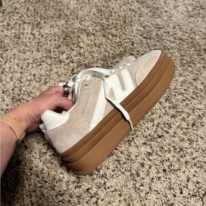 Stylish White and Tan Platform Sneakers